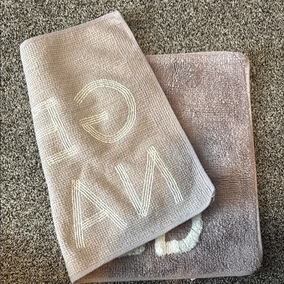 Get Naked Bath Mat - Picture 3 of 3